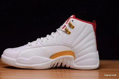 Hyperoad RED AIR JORDAN UNIVERSITY FIBA 12 WHITE 0822